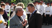 cadets_120901-2